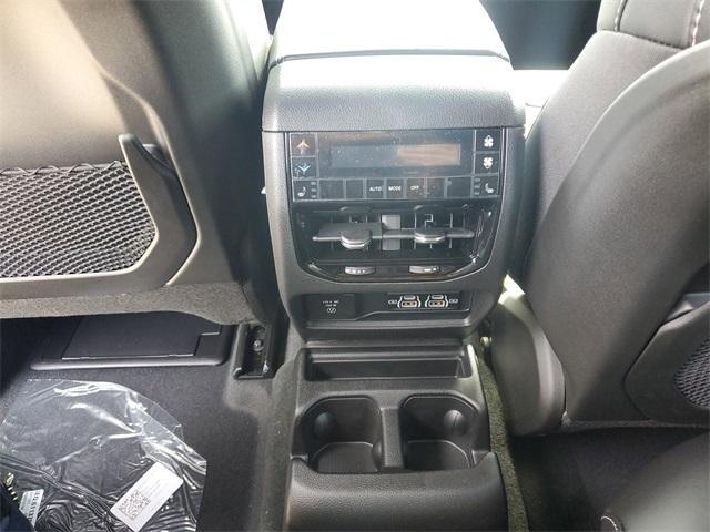 new 2025 Jeep Grand Cherokee L car, priced at $46,069
