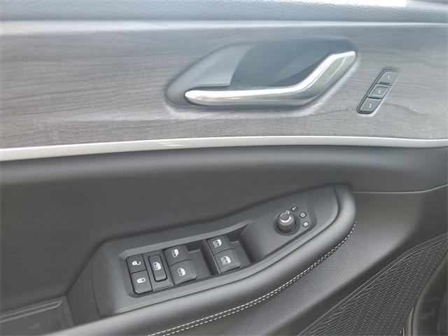 new 2025 Jeep Grand Cherokee L car, priced at $46,069