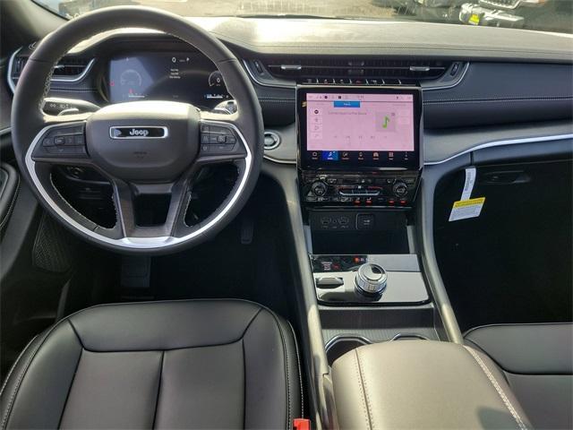 new 2025 Jeep Grand Cherokee car, priced at $43,952