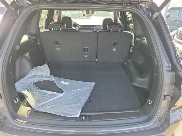 new 2025 Jeep Grand Cherokee car, priced at $43,952