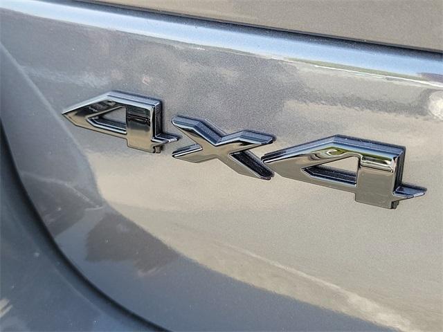 new 2025 Jeep Grand Cherokee car, priced at $43,952