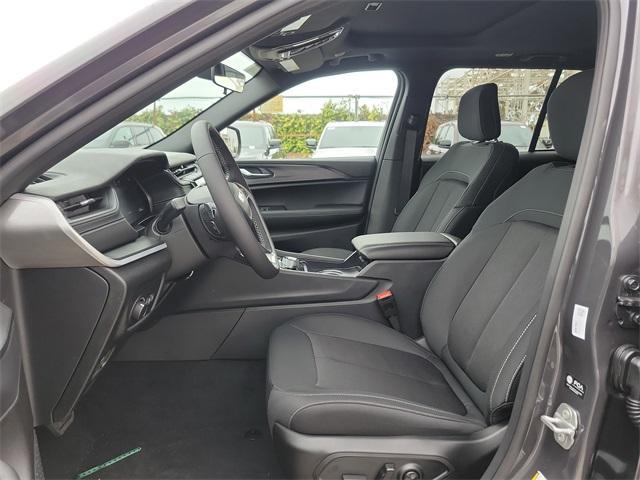 new 2025 Jeep Grand Cherokee car, priced at $34,856
