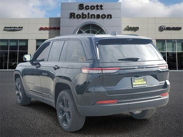 new 2025 Jeep Grand Cherokee car, priced at $52,160