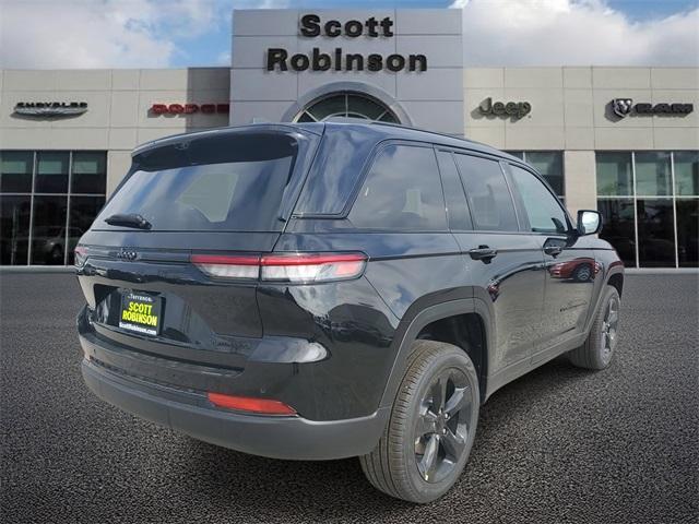 new 2025 Jeep Grand Cherokee car, priced at $52,160
