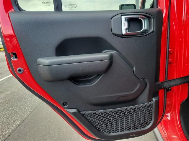 new 2025 Jeep Wrangler car, priced at $53,919