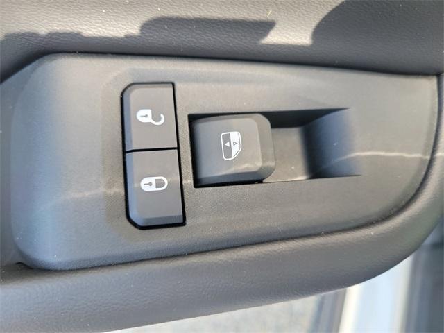 new 2025 Jeep Grand Cherokee car, priced at $51,565