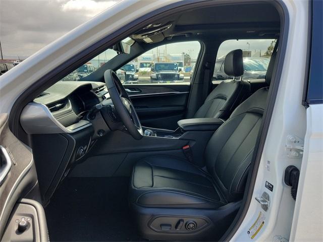 new 2025 Jeep Grand Cherokee car, priced at $51,565