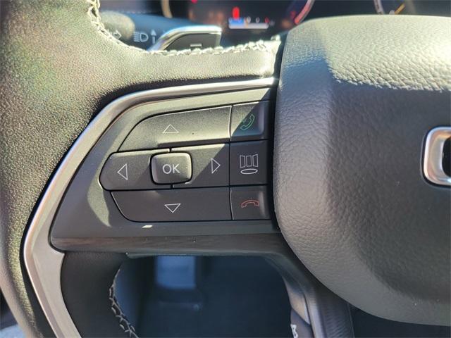 new 2025 Jeep Grand Cherokee car, priced at $41,288