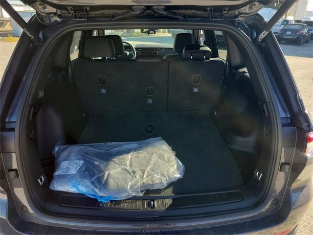 new 2025 Jeep Grand Cherokee car, priced at $41,288