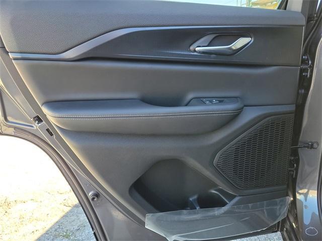 new 2025 Jeep Grand Cherokee car, priced at $41,288