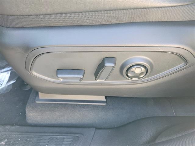 new 2025 Jeep Grand Cherokee car, priced at $38,752