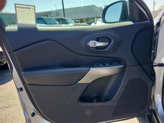 used 2019 Jeep Cherokee car, priced at $19,843