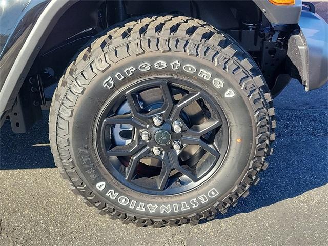 new 2025 Jeep Gladiator car, priced at $42,312