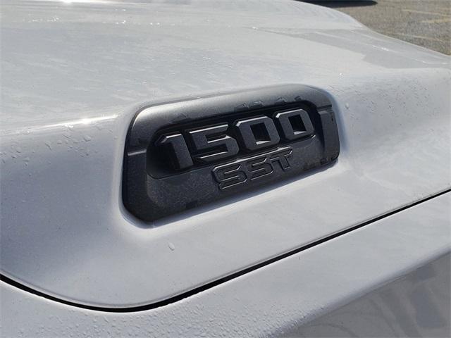 new 2025 Ram 1500 car, priced at $41,833
