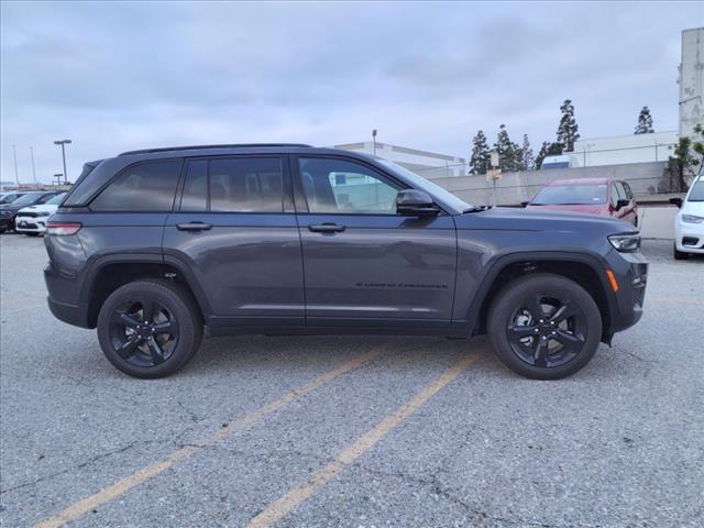 new 2024 Jeep Grand Cherokee car, priced at $39,718