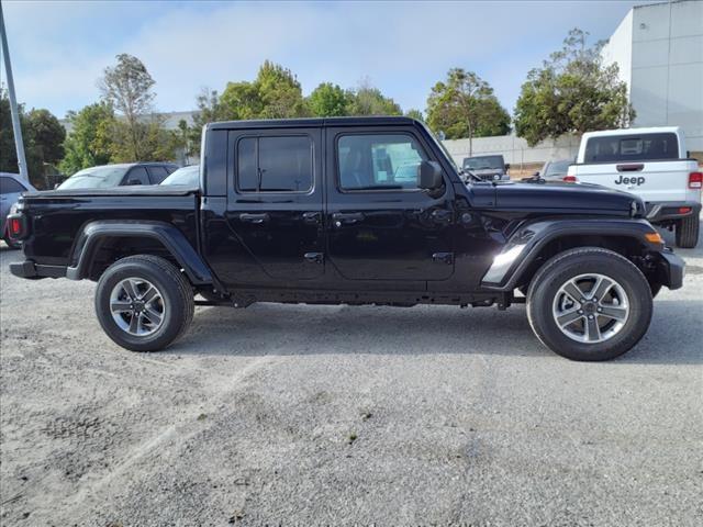 new 2024 Jeep Gladiator car, priced at $48,019