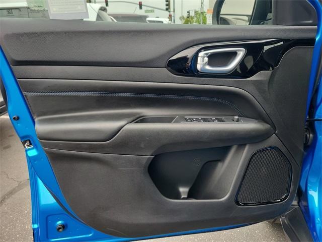 new 2025 Jeep Compass car, priced at $27,620