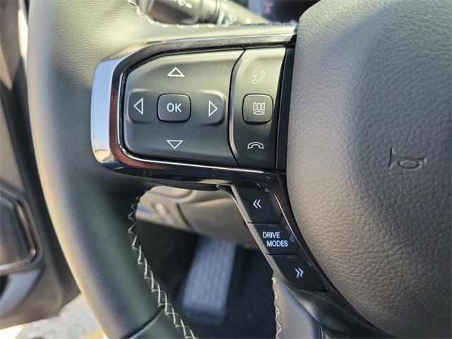 new 2025 Ram 1500 car, priced at $67,627