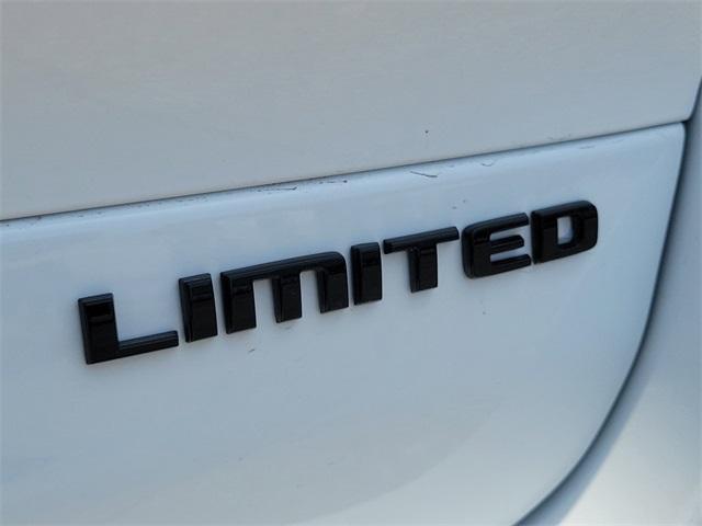 new 2025 Jeep Grand Cherokee L car, priced at $47,305