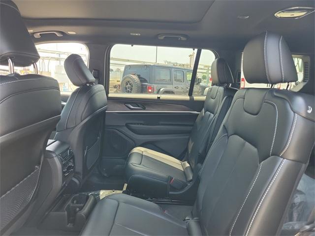 new 2025 Jeep Grand Cherokee L car, priced at $47,305