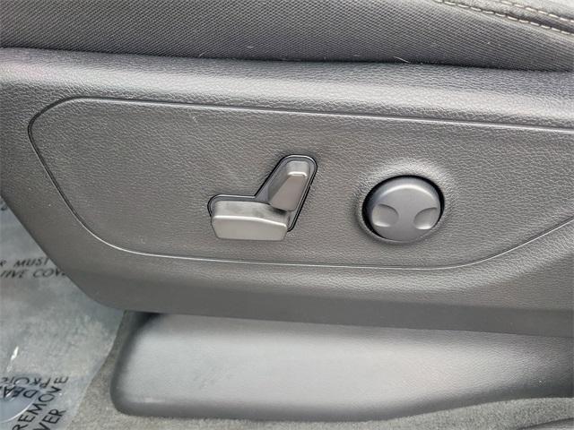 used 2022 Ram 1500 car, priced at $35,993