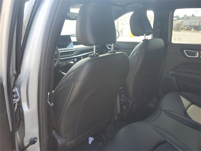 new 2025 Jeep Compass car, priced at $27,980