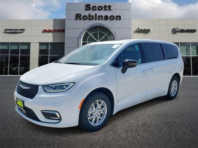 new 2025 Chrysler Pacifica car, priced at $41,858