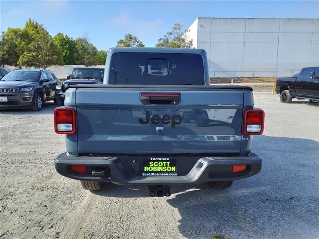 new 2024 Jeep Gladiator car, priced at $48,019