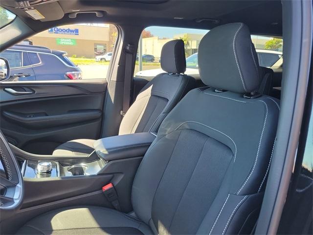 new 2025 Jeep Grand Cherokee L car, priced at $34,213