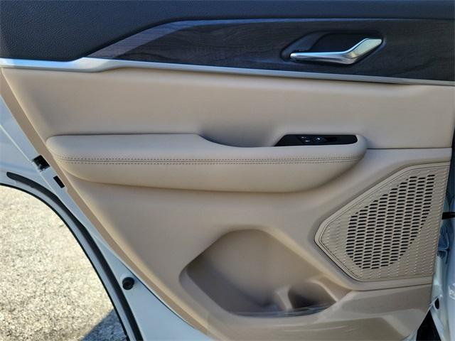 new 2025 Jeep Grand Cherokee car, priced at $44,200