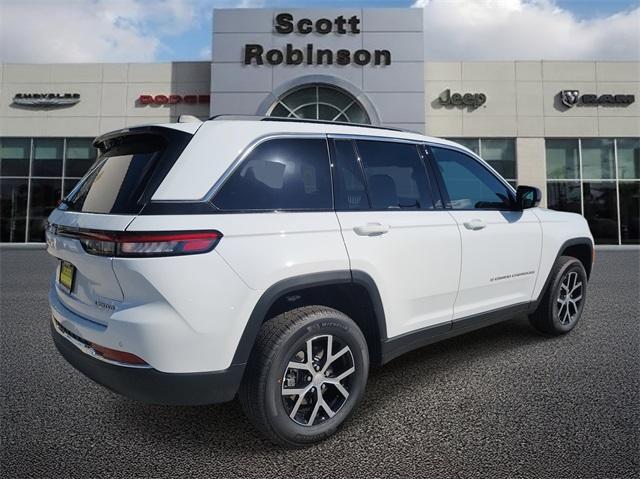 new 2025 Jeep Grand Cherokee car, priced at $44,200
