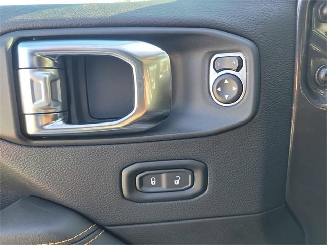 new 2025 Jeep Gladiator car, priced at $47,880