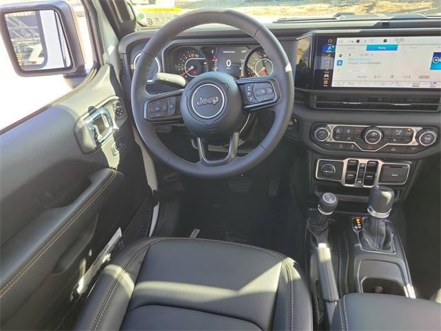 new 2025 Jeep Gladiator car, priced at $47,285