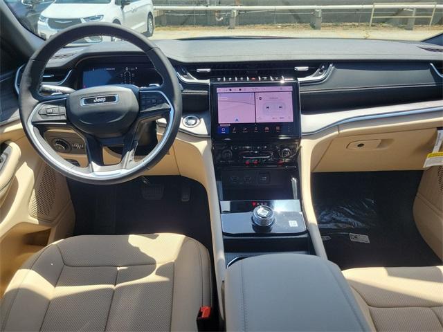 new 2025 Jeep Grand Cherokee L car, priced at $46,069