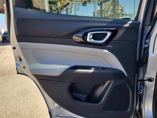 new 2025 Jeep Compass car, priced at $28,352