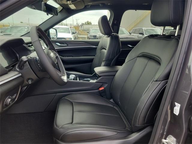 new 2025 Jeep Grand Cherokee L car, priced at $46,069