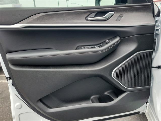 new 2025 Jeep Grand Cherokee 4xe car, priced at $54,203