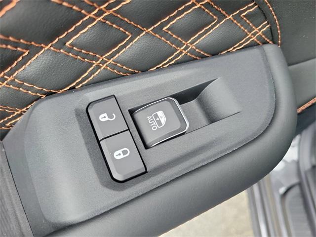 new 2025 Jeep Grand Cherokee L car, priced at $61,760