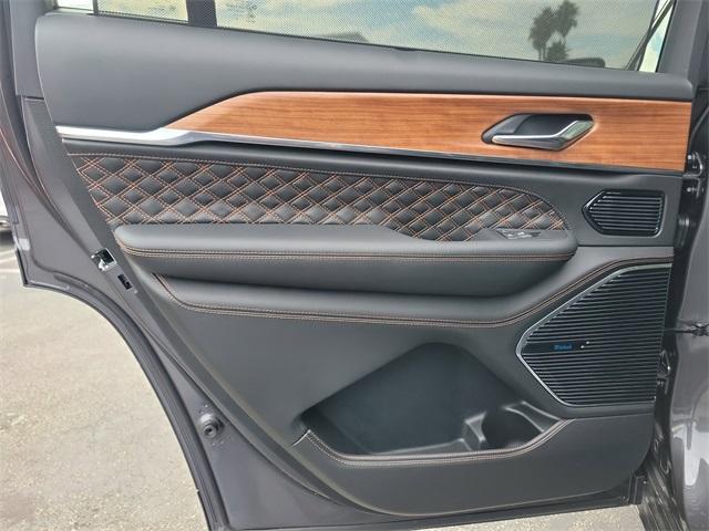 new 2025 Jeep Grand Cherokee L car, priced at $61,760