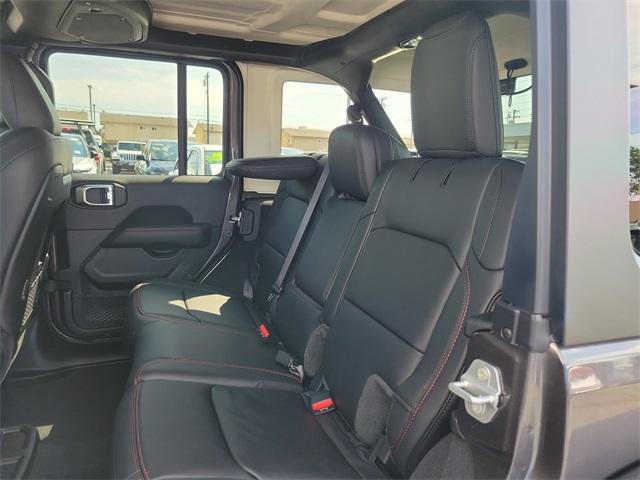 new 2025 Jeep Wrangler car, priced at $54,497
