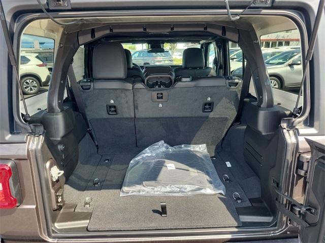new 2025 Jeep Wrangler car, priced at $54,497