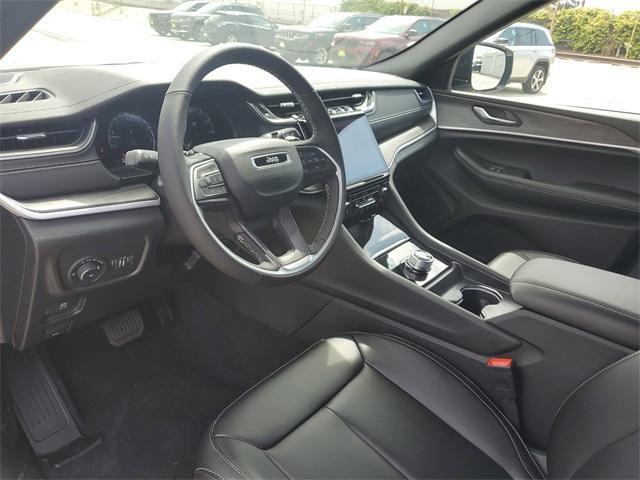 new 2025 Jeep Grand Cherokee car, priced at $43,482