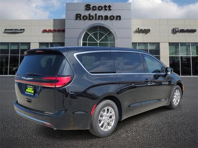 new 2025 Chrysler Pacifica car, priced at $41,858