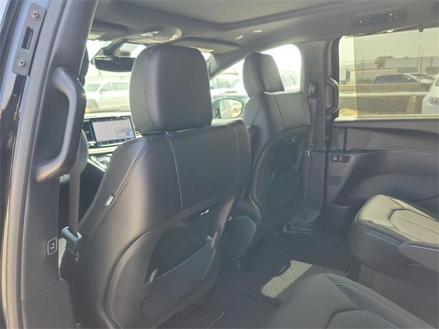 new 2025 Chrysler Pacifica car, priced at $41,858