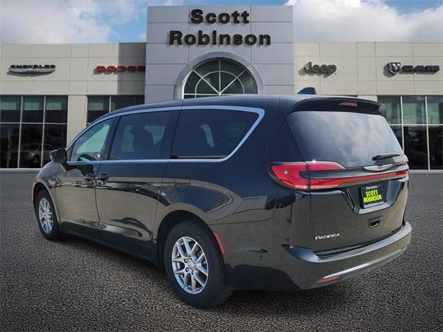 new 2025 Chrysler Pacifica car, priced at $41,858
