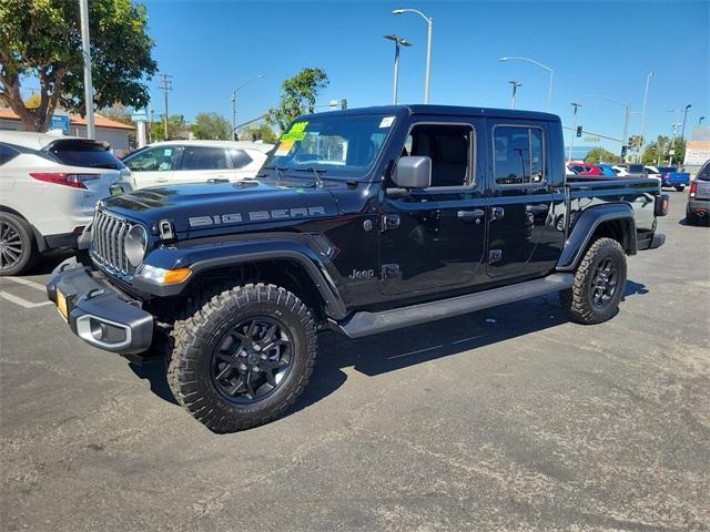 used 2025 Jeep Gladiator car, priced at $44,991