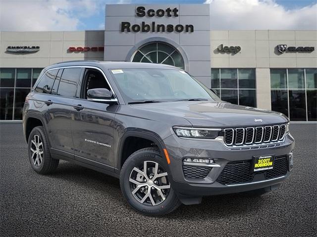 new 2025 Jeep Grand Cherokee car, priced at $41,445