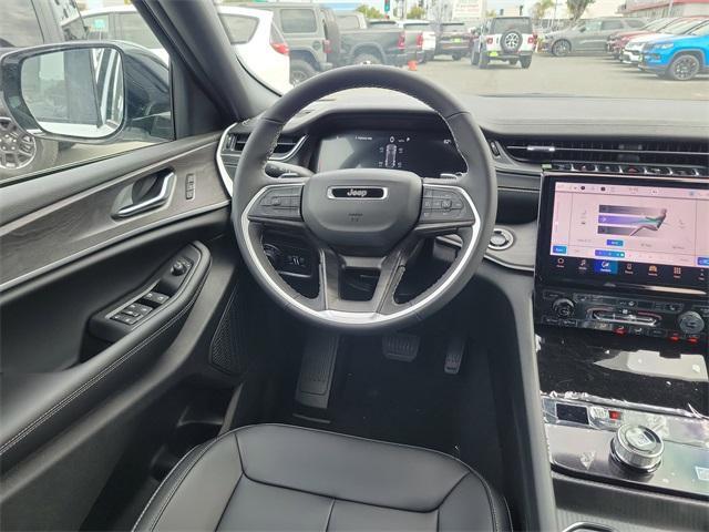 new 2025 Jeep Grand Cherokee car, priced at $42,946