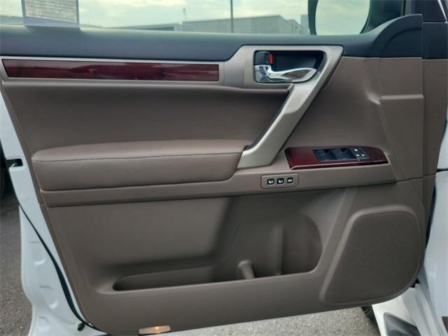 used 2015 Lexus GX 460 car, priced at $28,992