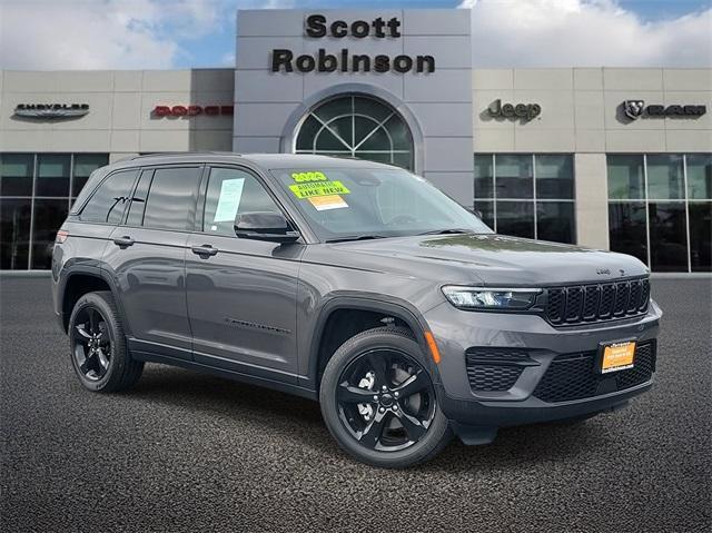 used 2023 Jeep Grand Cherokee car, priced at $32,804